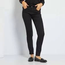 Stretch Skinny Jeans – Black